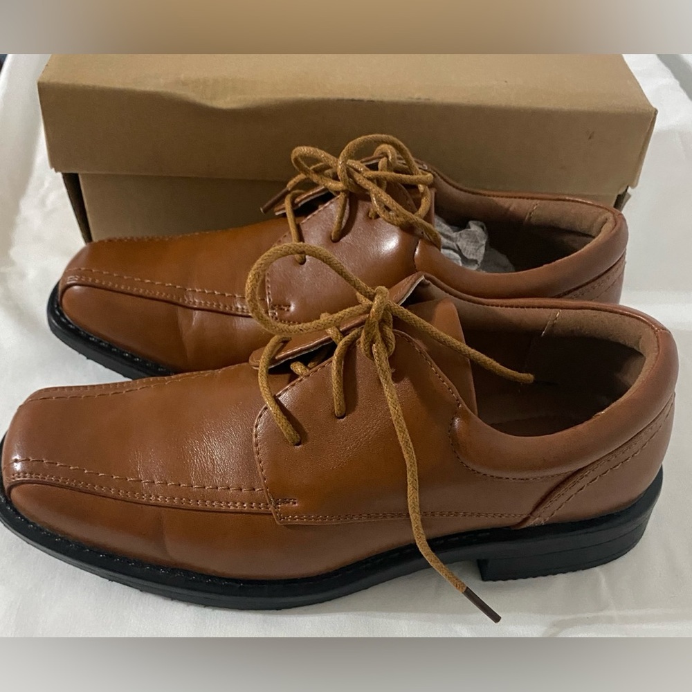 Bruno Marc Boy's Classic Oxfords Dress Shoes
Size 3 
SBOX226K
Brown - Picture 8 of 12